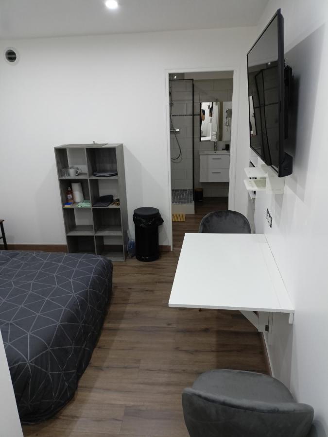 Chambre Independante En Plein Centre Ville Roye  Eksteriør billede